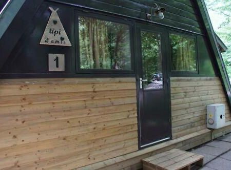 杜柏Tipi D'Amis别墅 外观 照片